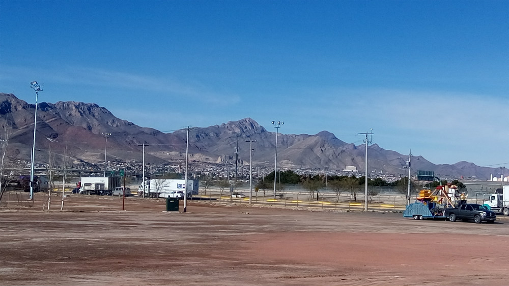 Acá Ciudad Juárez allá El Paso Texas Estados Unidos