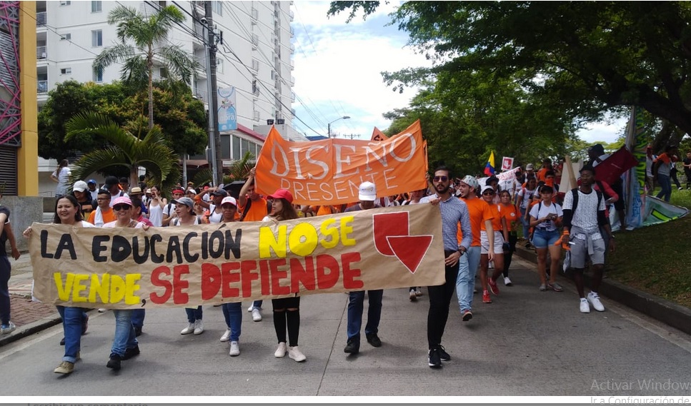 Marcha Estudiantes podcast